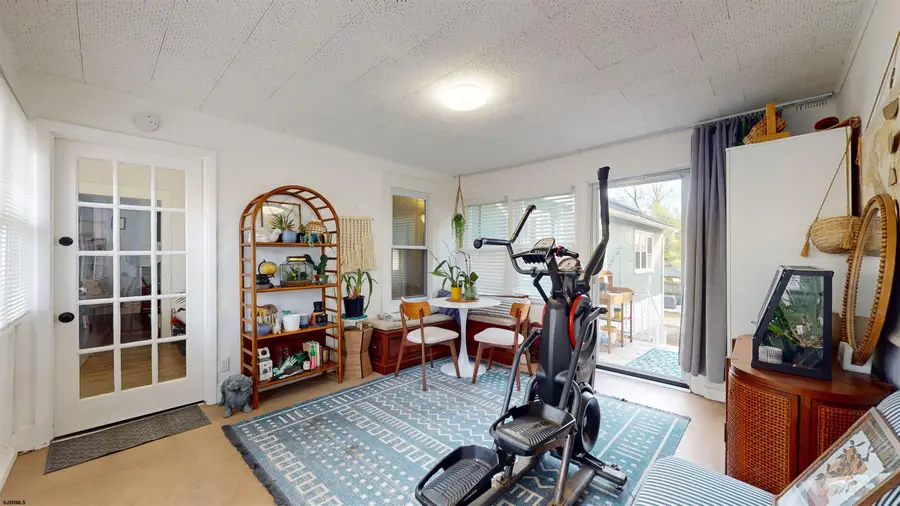 117 E Wyoming Ave, Absecon, NJ 08201 - Image #2