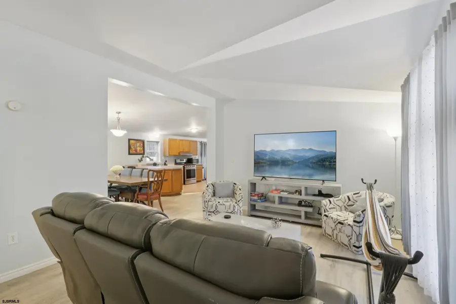 301 Carver Ave, Egg Harbor Township, NJ 08234 - Image #3