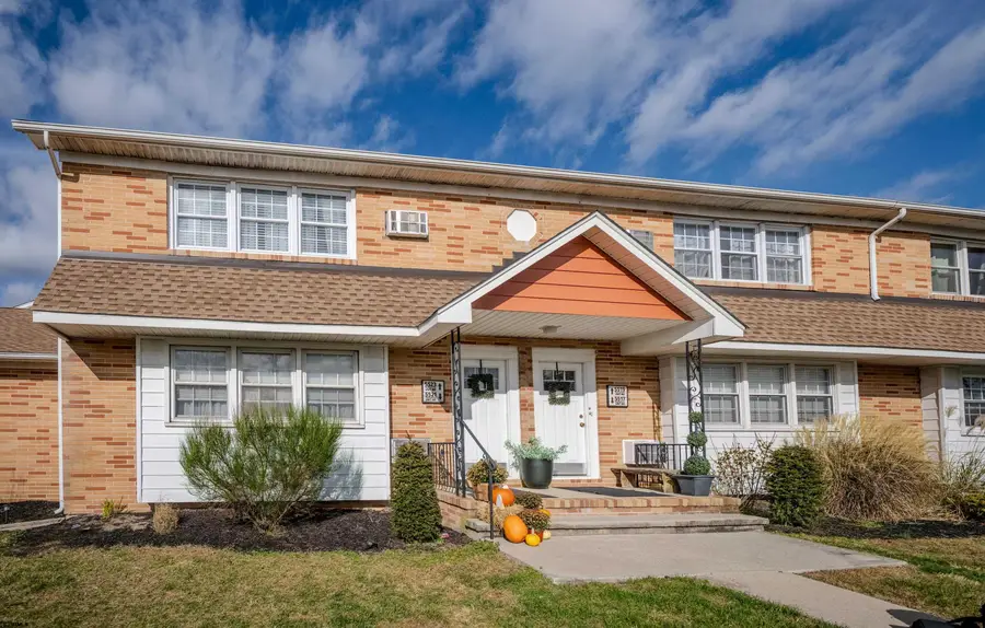 5523 Wellington Ave #M8, Ventnor City, NJ 08406 - Image #2