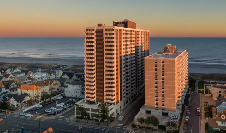 100 S Berkley Square #5M, Atlantic City, NJ 08401 - Image #2