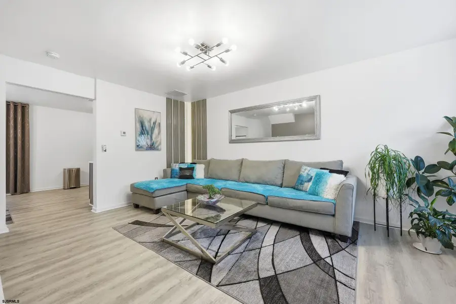 2808 Falcon Ct Ct #2808, Mays Landing, NJ 08330 - Image #3