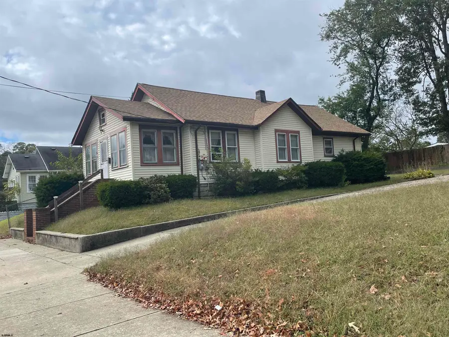 236 E Wyoming Ave, Absecon, NJ 08201 - Image #2