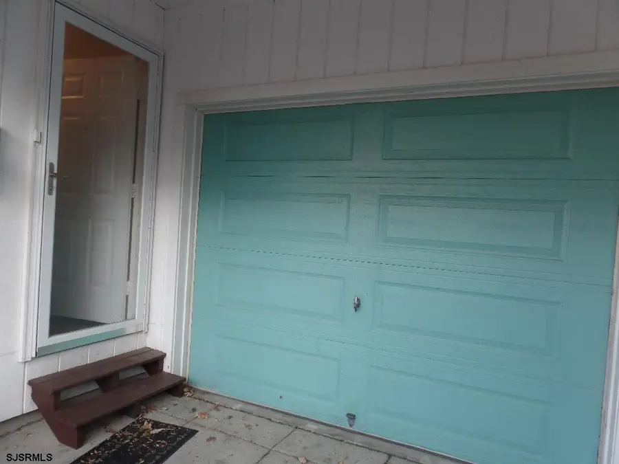 17 Clipper Ct, Atlantic City, NJ 08401 - Image #2