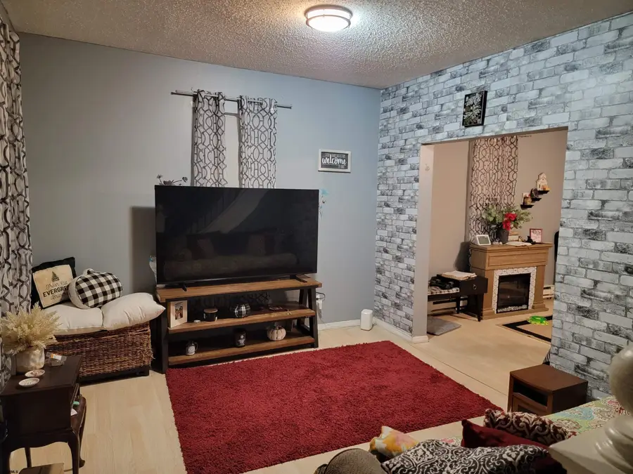 211 Buffalo Ave, Egg Harbor City, NJ 08215 - Image #3