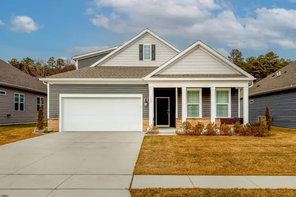 113 Hilton Head Ct, Egg Harbor Township, NJ 08234