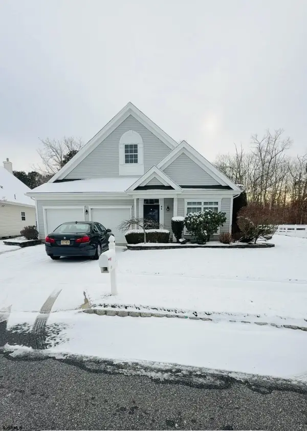 48 Burnside Dr, Egg Harbor Township, NJ 08234