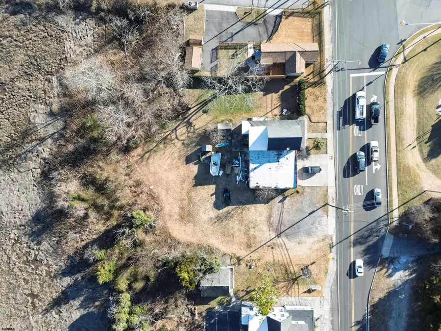 606 W Ocean Heights Ave, Linwood, NJ 08221 - #3