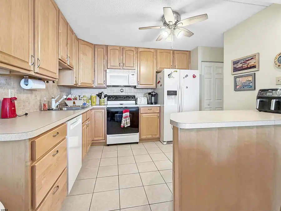 935 Ocean Ave #609, Ocean City, NJ 08226 - Image #2