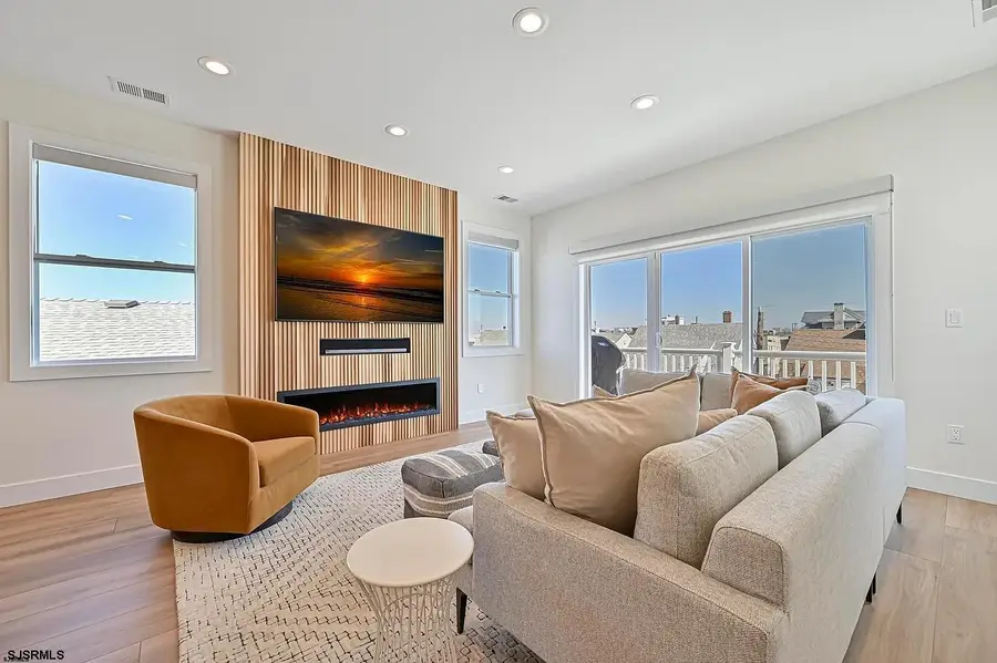 3 N Victoria Ave #B, Ventnor City, NJ 08406 - #2