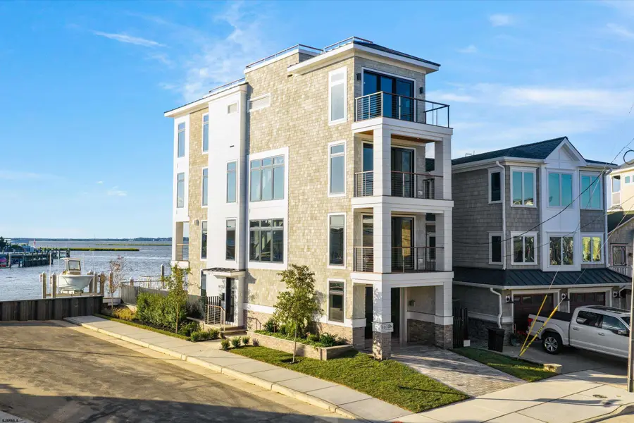 233 W 17th St, Ocean City, NJ 08226 - Image #3