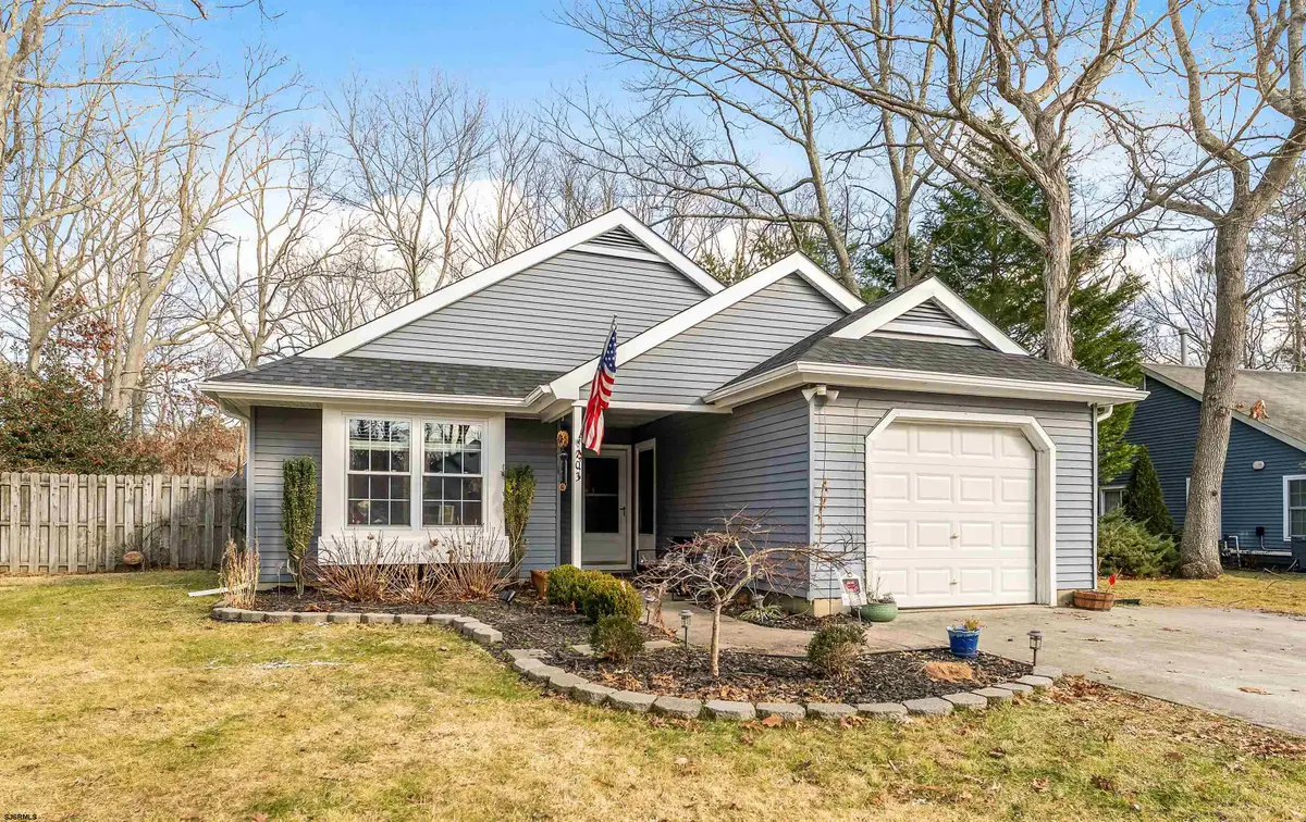 703 Ravenwood Dr, Galloway, NJ 08205 - Image #1