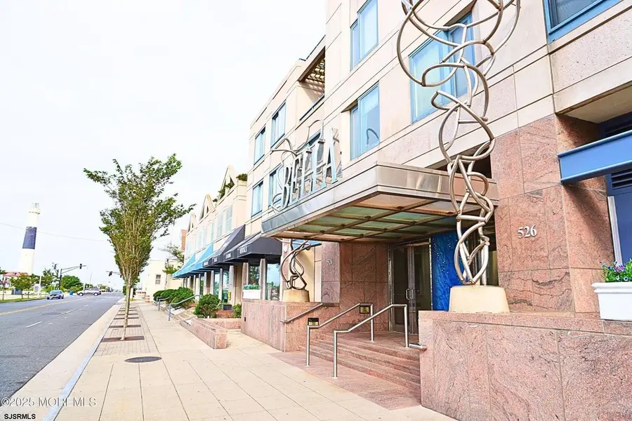 526 Pacific Ave Apt 806, Atlantic City, NJ 08401 - Image #3