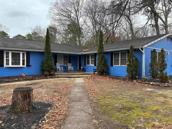 706 S 8th Ave Ave, Galloway Township, NJ 08205