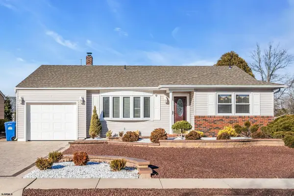 1 Westport Dr Dr, Toms River, NJ 08757