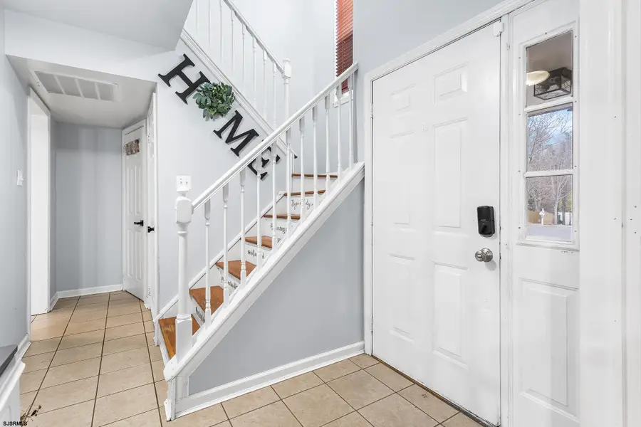 127 Rochelle Ln Ln, Egg Harbor Township, NJ 08234 - Image #3