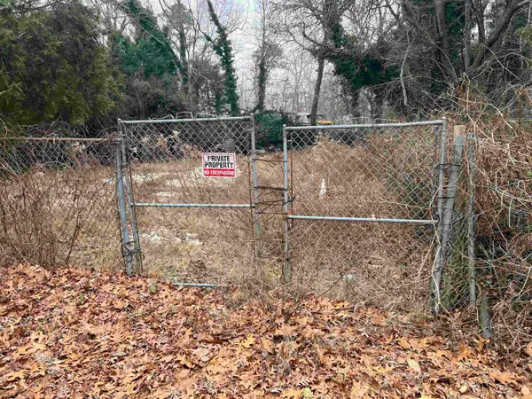 7209 Samuel Dr, Millville, NJ 08332