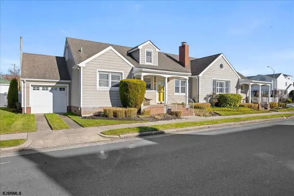 8211 Ventnor Ave, Margate, NJ 08402