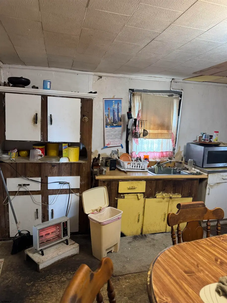 35 Cambria Ave, Pleasantville, NJ 08232 - Image #3