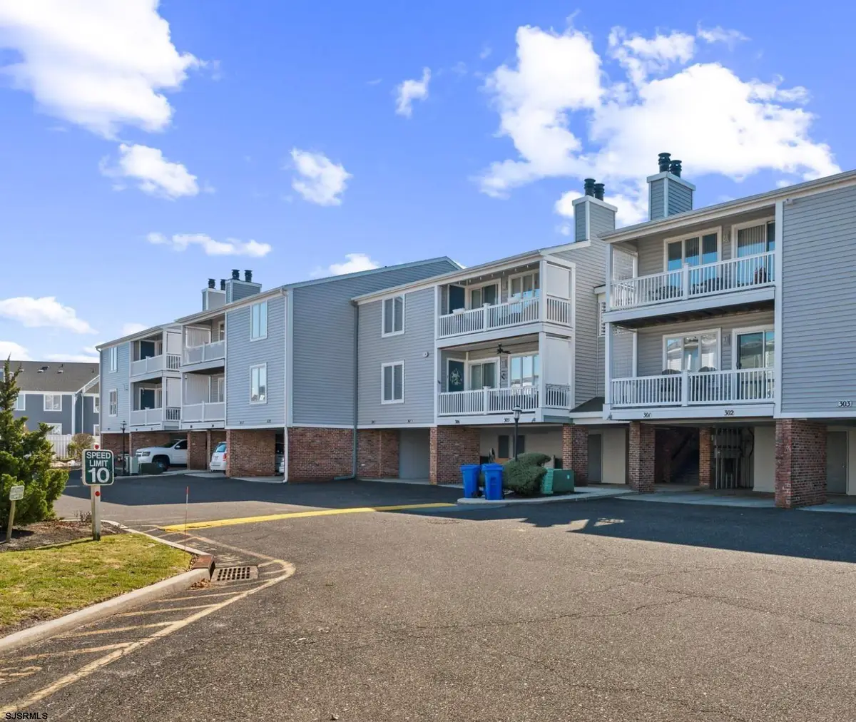 305 Harbour Cove #305, Somers Point, NJ 08244 - Image #1