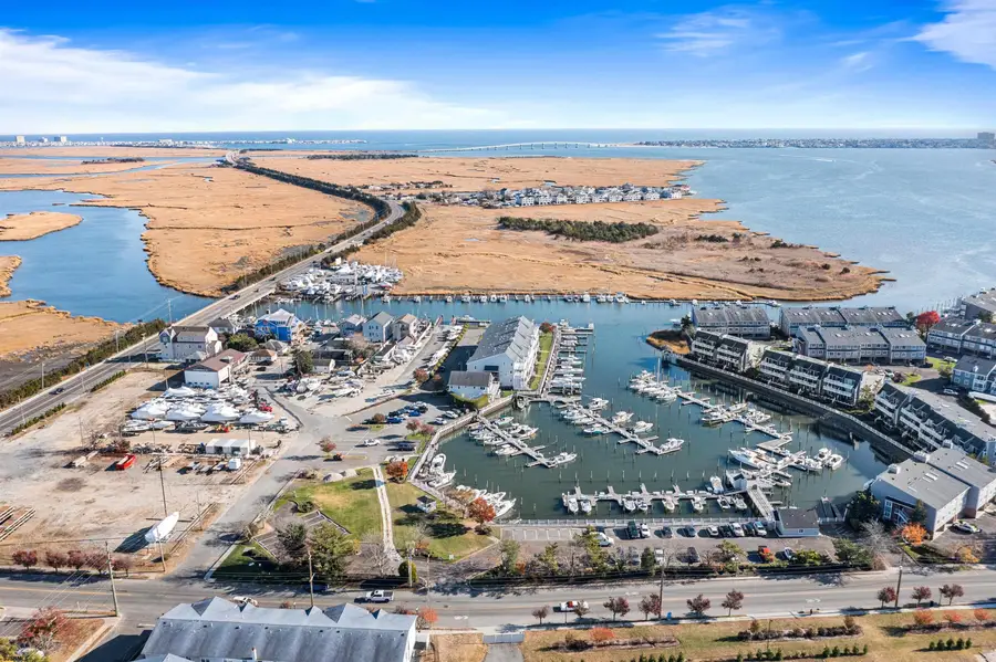 305 Harbour Cove #305, Somers Point, NJ 08244 - Image #2