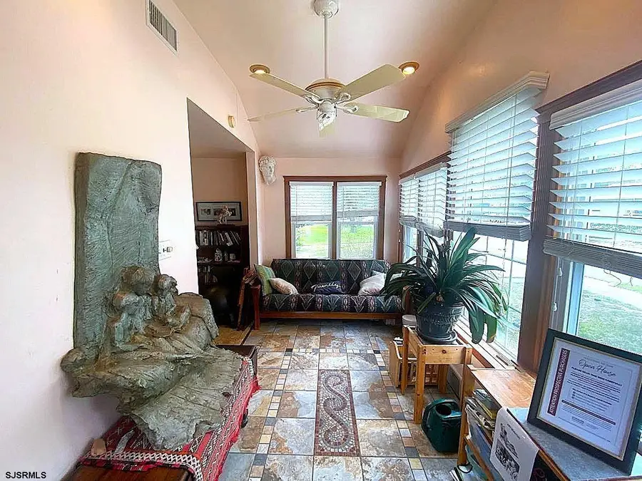 131 W Groveland Ave, Somers Point, NJ 08244 - #3