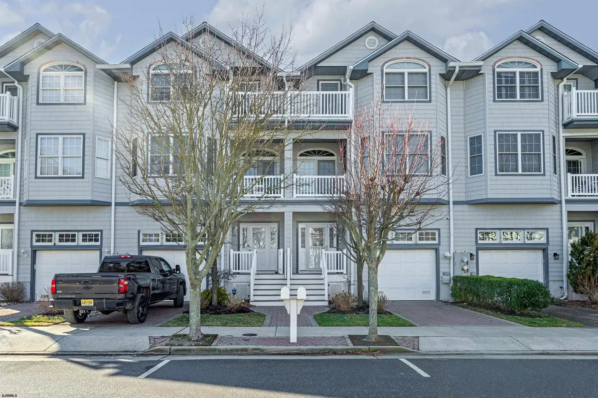 30 S Coolidge Ave, Margate City, NJ 08402 - Image #1