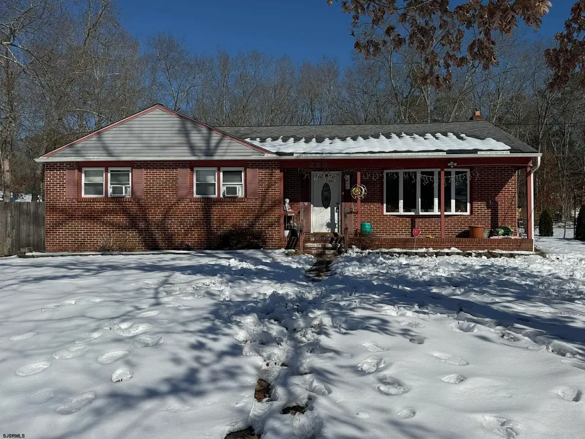 223 E Magnolia, Galloway, NJ 08205 - #1