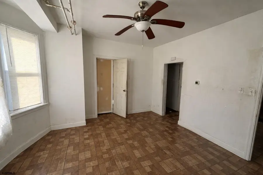 423 N Tennessee Ave, Atlantic City, NJ 08401 - #2