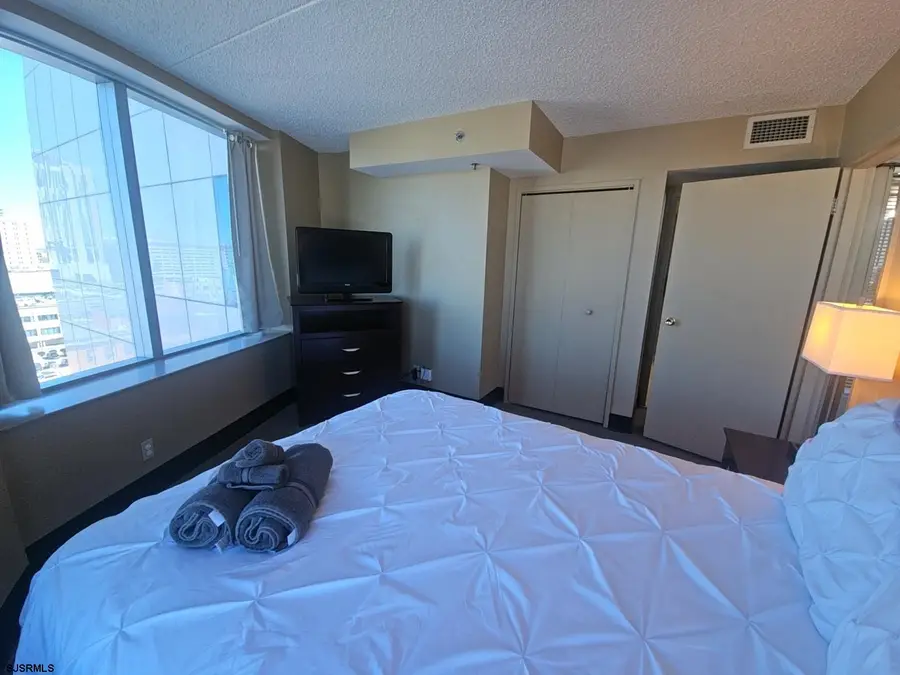 1515 Boardwalk #911, Atlantic City, NJ 08401 - #3
