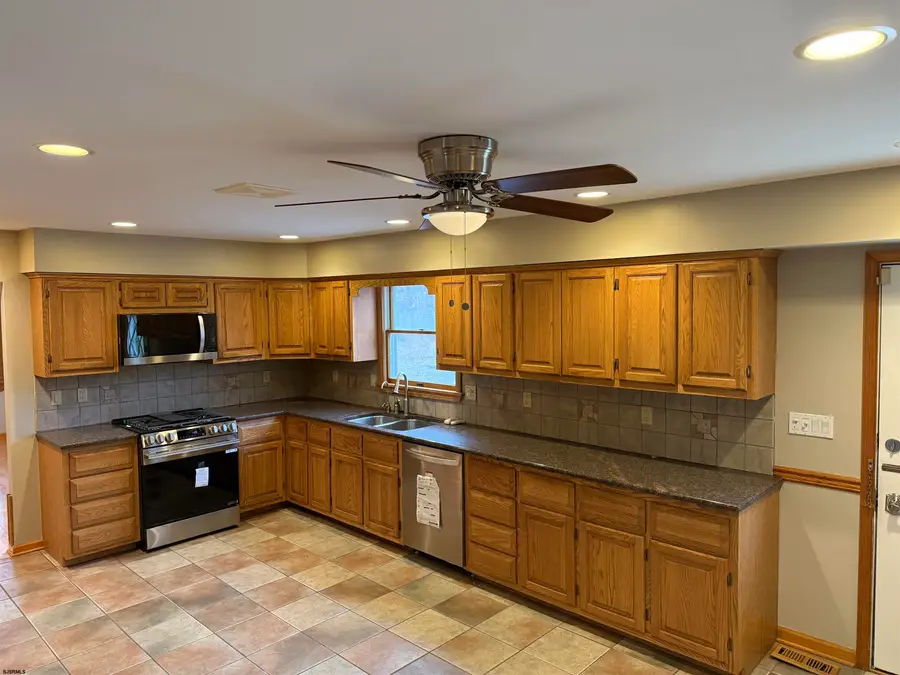 620 Columbia Road, Egg Harbor City, NJ 08215-4132 - #2