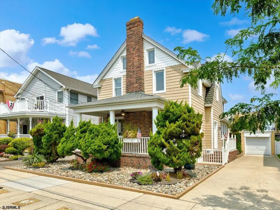 11 S Frontenac Ave, Margate City, NJ 08402 - #2