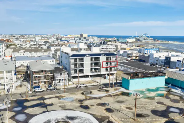 323 E Oak Ave #201, Wildwood, NJ 08260