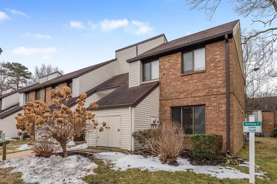 23 Country Juniper Ln #J, Egg Harbor, NJ 08234-1869 - #3