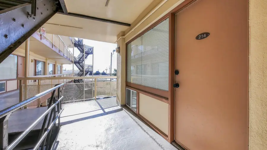 108 S Montpelier Ave #214, Atlantic City, NJ 08401 - #2