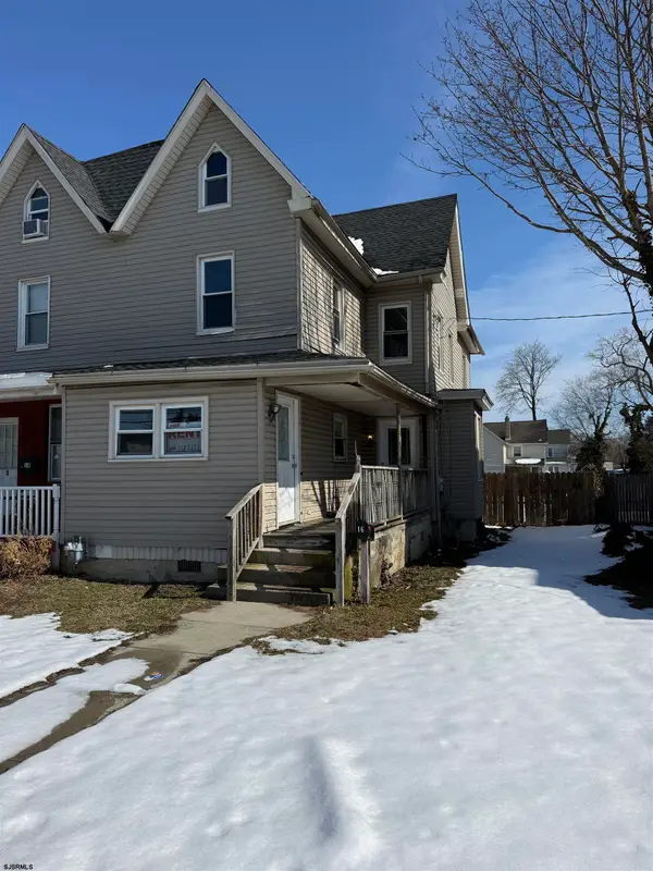 16 N Delsea Dr, Glassboro, NJ 08028