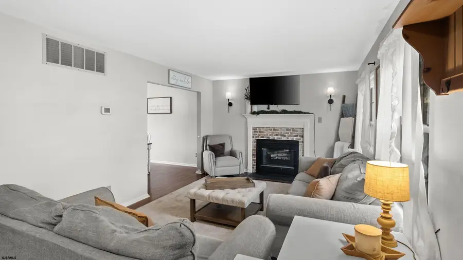 6143 Robin Dr, Mays Landing, NJ 08330 - #2