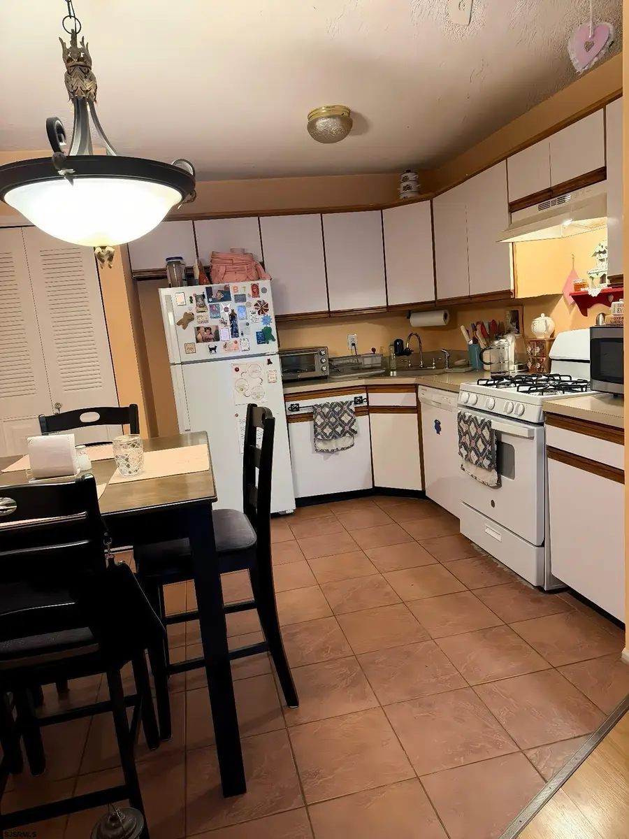 37 Colonial Ct Ct #37, Galloway, NJ 08205 - #3