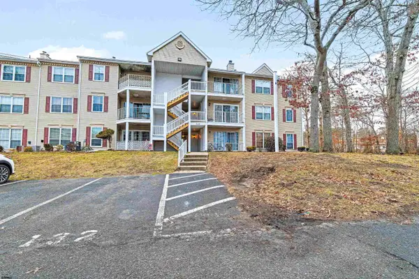 130 Iroquois Dr #130, Galloway Township, NJ 08205
