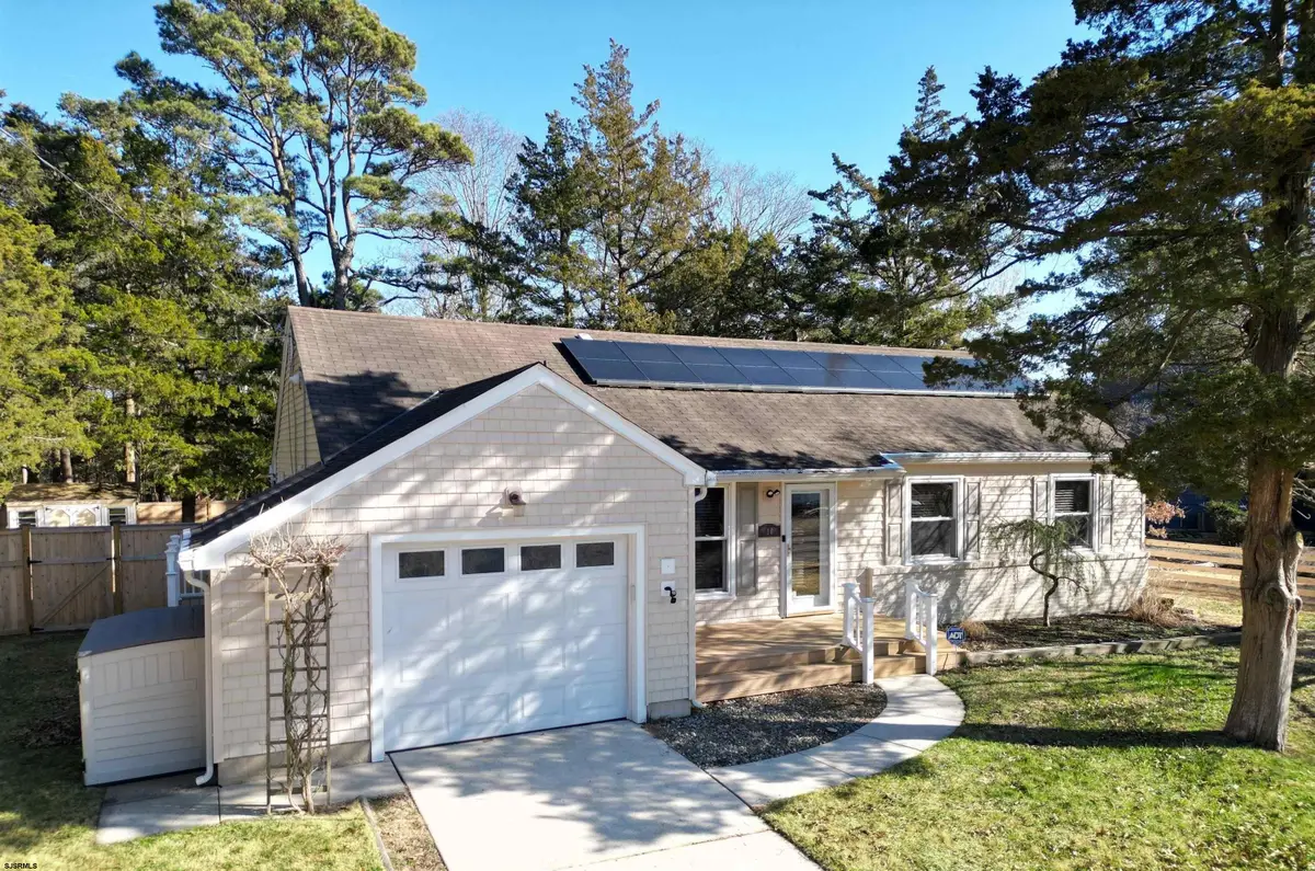 10 E Curran Dr, Absecon, NJ 08201 - #1