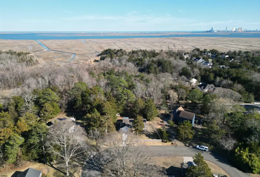 10 E Curran Dr, Absecon, NJ 08201 - #3