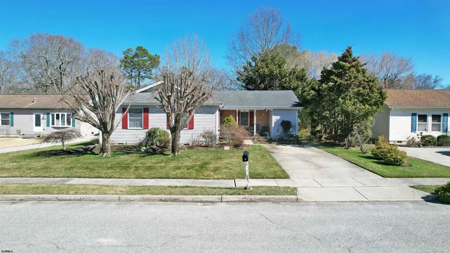 8 Renee Drive, Egg Harbor, NJ 08234 - #3