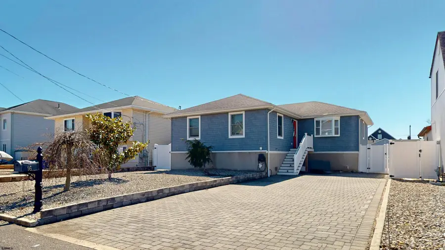 16 Clearwater Way, Toms River, NJ 08753 - #3