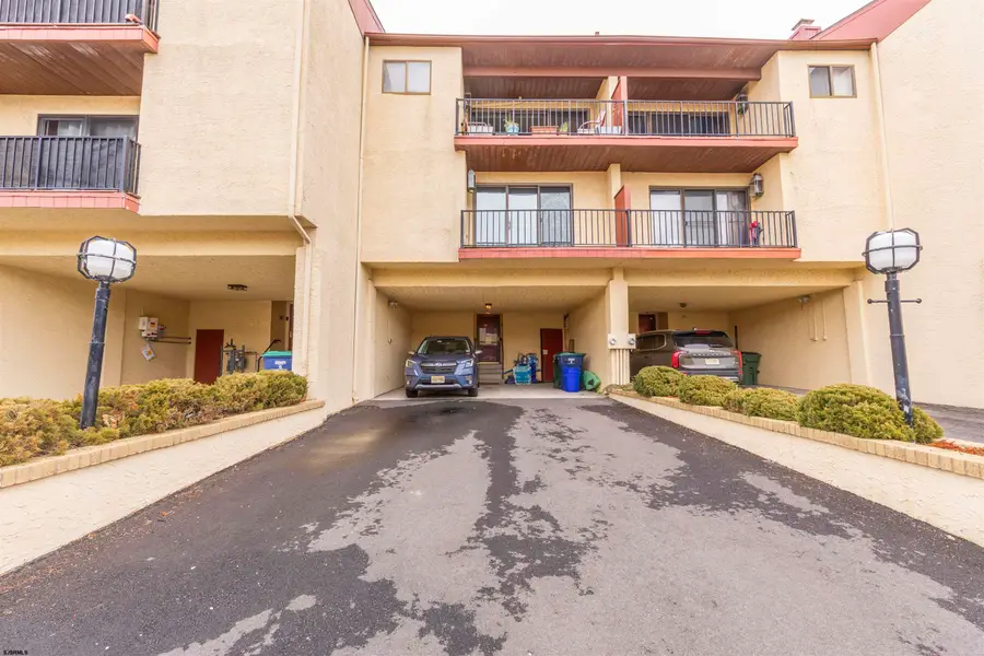 10 Empire Dr, Egg Harbor, NJ 08232 - #2