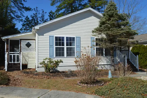 4 Laurel Court Ct, Mays Landing, NJ 08330