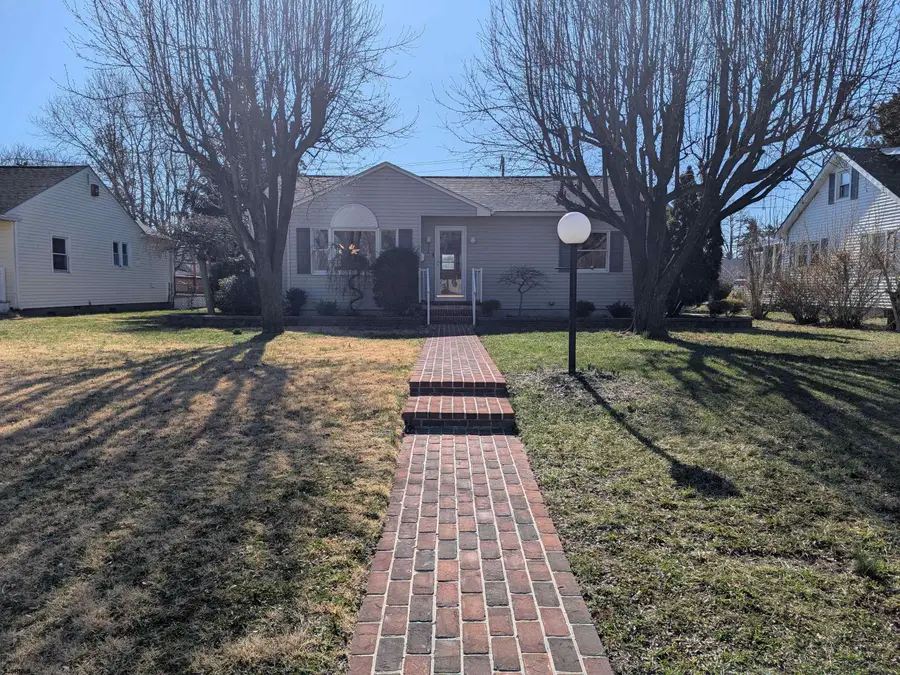 212 Norfolk Ave, Egg Harbor City, NJ 08215 - #2