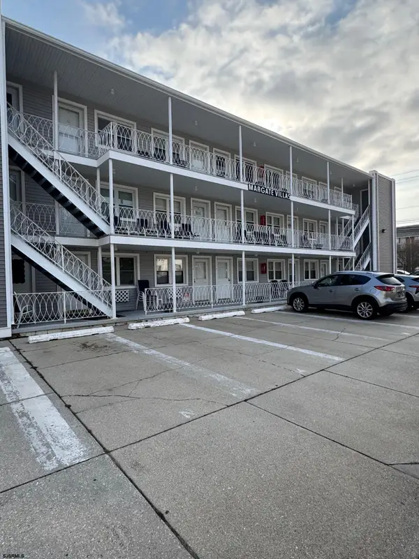 9315 Atlantic Ave #31, Margate, NJ 08402