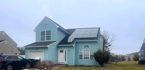 5 Sassafras Dr, Sicklerville, NJ 08081