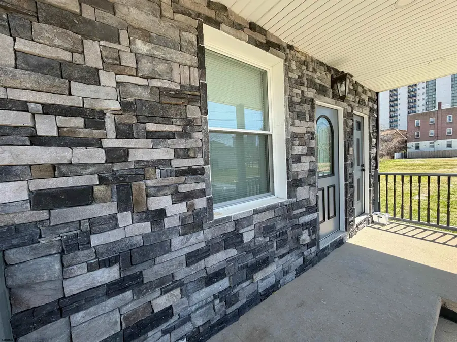 17 Irving Ave, Atlantic City, NJ 08401-9999 - #3