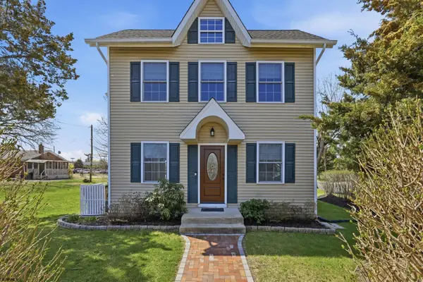 16 Heights Ave, Berlin Borough, NJ 08009