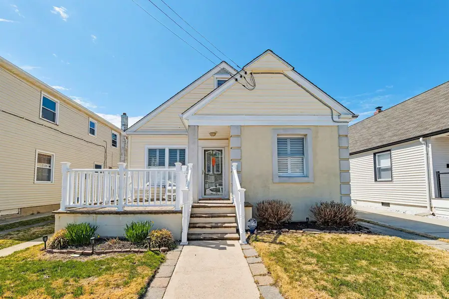 4 N Washington Ave, Ventnor City, NJ 08406-1805 - #3